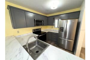 111 16TH AVENUE, GAINESVILLE, FL 32601 Sold 08/11/25
