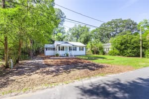 925 7TH PLACE, GAINESVILLE, FL 32601 Sold 07/16/25