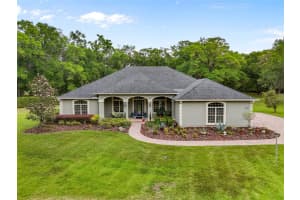 563 Nw 155th Way, NEWBERRY