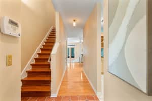 927 42ND TERRACE, GAINESVILLE, FL 32605 Sold 06/16/25