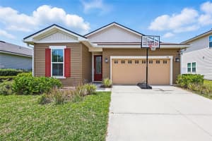 1124 Persimmon Dr, MIDDLEBURG
