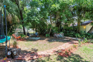 561 LAKEVIEW DRIVE, KEYSTONE HEIGHTS, FL 32656 - MLS#MFRGC530998