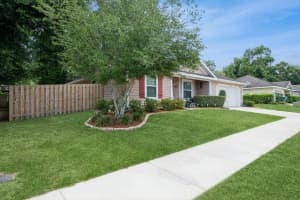 15628 137TH WAY, ALACHUA, FL 32615 - MLS#MFRGC531158