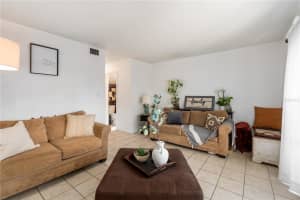 4323 41ST PLACE, GAINESVILLE, FL 32606 Sold 06/13/25