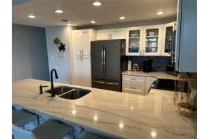 520 PENINSULA AVENUE, NEW SMYRNA BEACH, FL 32169 - MLS#MFRGC531243