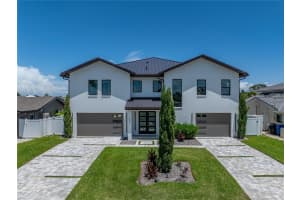 1037 79th St S, ST PETERSBURG