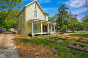 728 UNIVERSITY AVENUE, GAINESVILLE, FL 32601 - MLS#MFRGC531354