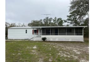 15237 E Royal Oak Dr, PERRY