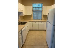 2275 NW 16TH TERR, GAINESVILLE, FL 32605 - MLS#MFRGC531436