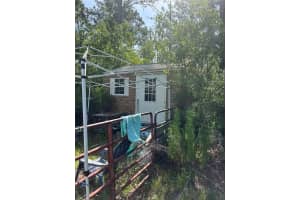 9831 65TH LANE, BRONSON, FL 32621 Sold 11/04/25