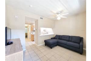 1220 1ST AVENUE, GAINESVILLE, FL 32601 - MLS#MFRGC531809