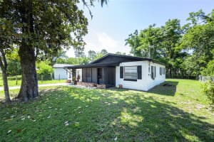 1029 10TH AVENUE, GAINESVILLE, FL 32601 Sold 08/29/25