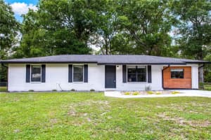 821 Parkwood Pl, STARKE