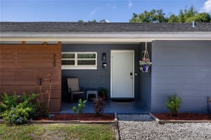725 4TH AVENUE, GAINESVILLE, FL 32601 Sold 08/19/25