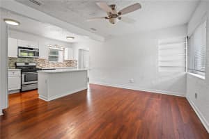 1316 9TH STREET, GAINESVILLE, FL 32605 - MLS#MFRGC532263