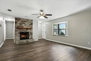 2240 44TH PLACE, GAINESVILLE, FL 32605 - MLS#MFRGC532323