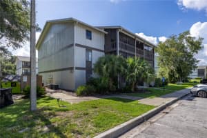 6519 NEWBERRY ROAD, GAINESVILLE, FL 32605 - MLS#MFRGC532416