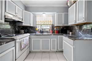 2923 16TH TERRACE, GAINESVILLE, FL 32609 - MLS#MFRGC532497