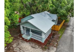 902 4TH PLACE, GAINESVILLE, FL 32601 - MLS#MFRGC532510