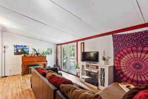 8118 COUNTY LINE ROAD, MELROSE, FL 32666 Sold 09/08/25