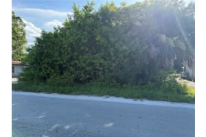 4445 31st Ave, VERO BEACH