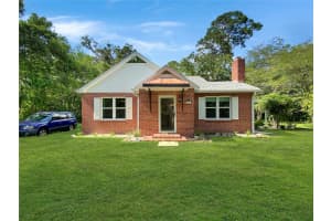 824 9TH AVENUE, GAINESVILLE, FL 32601 - MLS#MFRGC532622