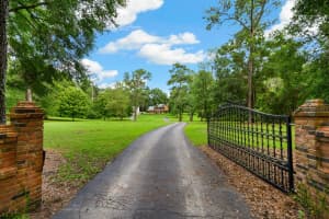 6011 Nw 23rd Ave Gainesville, FL 32606 - Off Market