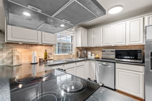 3906 21ST TERRACE, GAINESVILLE, FL 32605 - MLS#MFRGC532649