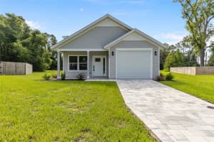 221 Sw 246th Way, NEWBERRY