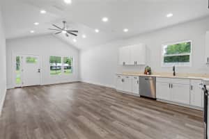 221 246TH WAY, NEWBERRY, FL 32669 - MLS#MFRGC532809