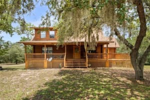50 Ne 131st Ter, WILLISTON