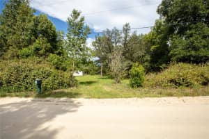 104 COUNTRY LIVING ROAD, MELROSE, FL 32666 Sold 09/05/25