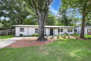 2831 Ne 15th St, GAINESVILLE