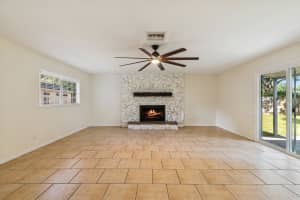 1805 38TH DRIVE, GAINESVILLE, FL 32605 - MLS#MFRGC533025