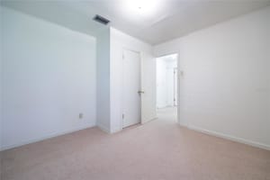 430 32 AVENUE, GAINESVILLE, FL 32609 - MLS#MFRGC533059