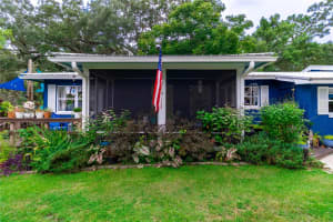 560 LIVE OAK AVENUE, KEYSTONE HEIGHTS, FL 32656 - MLS#MFRGC533076