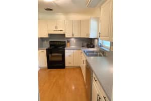 3027 1ST AVENUE, GAINESVILLE, FL 32607 - MLS#MFRGC533097