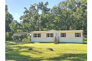 180 MAID MARION LANE, HIGH SPRINGS, FL 32643 Sold 08/12/25