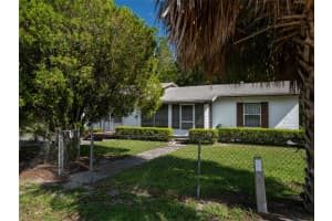 24814 NEWBERRY ROAD, NEWBERRY, FL 32669 - MLS#MFRGC533280