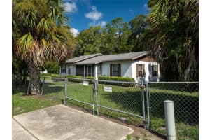 24814 NEWBERRY ROAD, NEWBERRY, FL 32669 - MLS#MFRGC533280