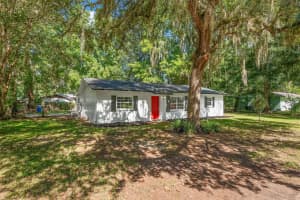 2100 50TH STREET, GAINESVILLE, FL 32641 - MLS#MFRGC533298