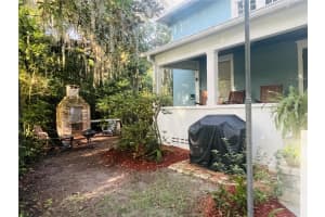 1124 NW 4TH STREET, GAINESVILLE, FL 32601 - MLS#MFRGC533329
