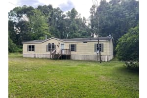 765 MAID MARION LANE, HIGH SPRINGS, FL 32643 Sold 09/24/25