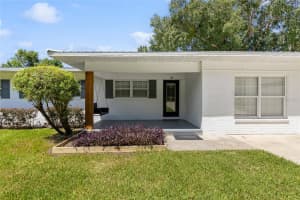 16710 NW COUNTY ROAD 235A, ALACHUA, FL 32615 - MLS#MFRGC533349