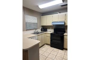 2811 ARCHER ROAD, GAINESVILLE, FL 32608 - MLS#MFRGC533384
