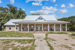 497 Sw Sunday Gln, LAKE CITY
