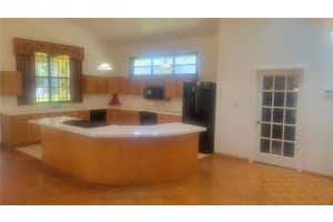 1014 10TH STREET, GAINESVILLE, FL 32601 - MLS#MFRGC533609