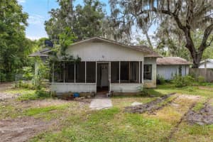 7014 Se 219th Ter, HAWTHORNE