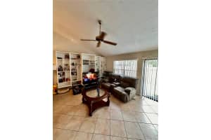 4333 20TH LANE, GAINESVILLE, FL 32607 - MLS#MFRGC533663