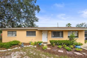 1039 19TH TERRACE, GAINESVILLE, FL 32641 - MLS#MFRGC533875